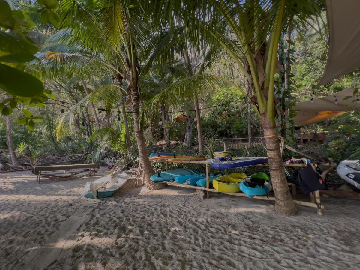 Pochote Los Vivos Beachfront Experience מראה חיצוני תמונה