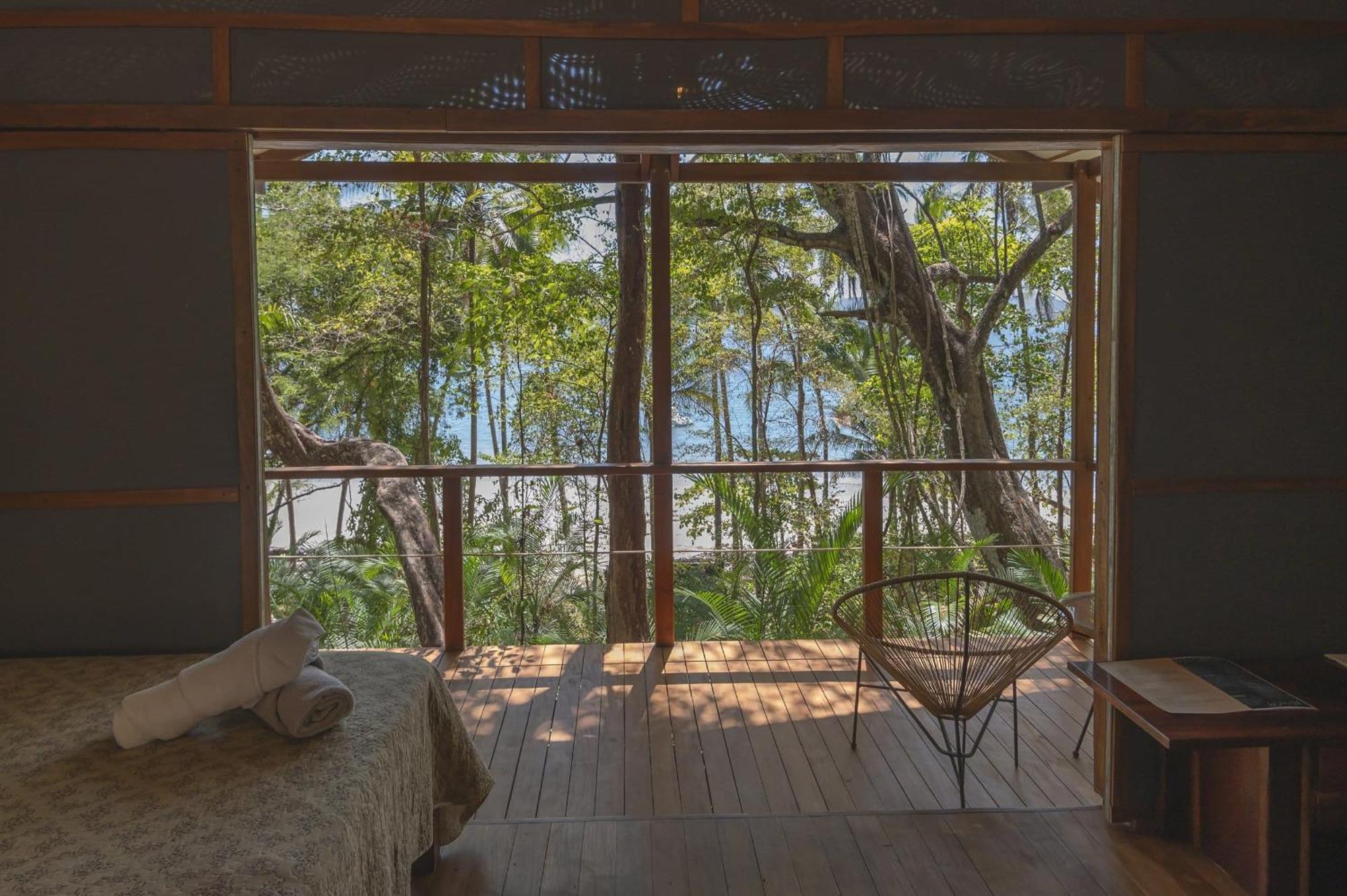 Pochote Los Vivos Beachfront Experience חדר תמונה